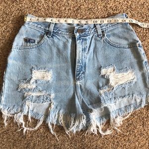 Lee’s Shorts